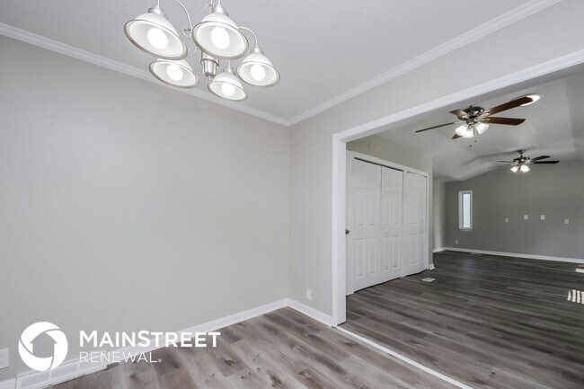 Foto del edificio - 1260 Palm Dr