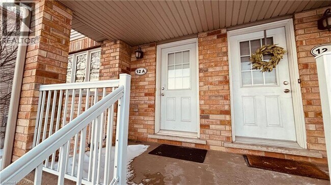 Building Photo - 50 Howe Dr