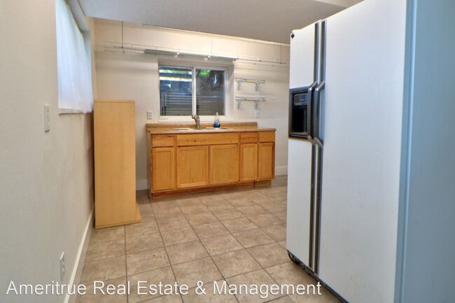 Building Photo - 1 br, 1 bath House - 2615 Canyon Road