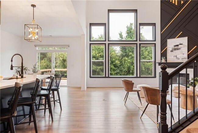 Foto del edificio - 8150 Scenic Ridge Wy