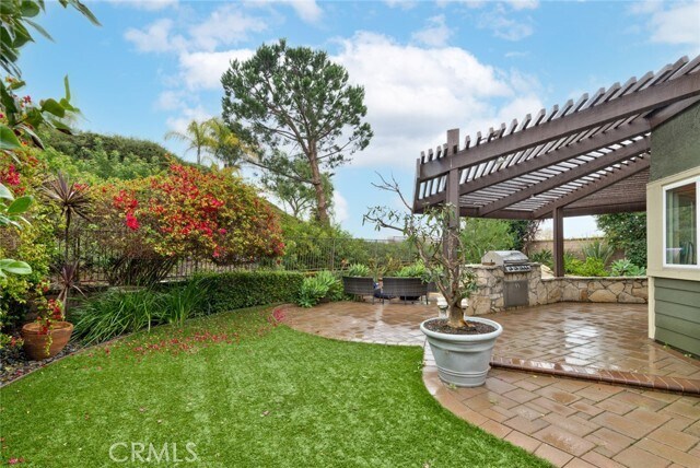 Foto del edificio - 28632 Silverton Dr