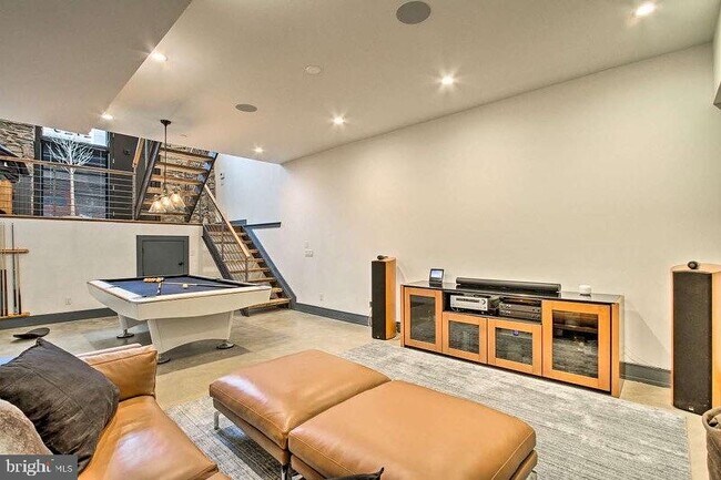 Foto del edificio - 2128 E Firth St