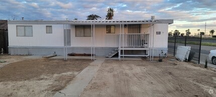 Building Photo - 2065 Atwater Blvd