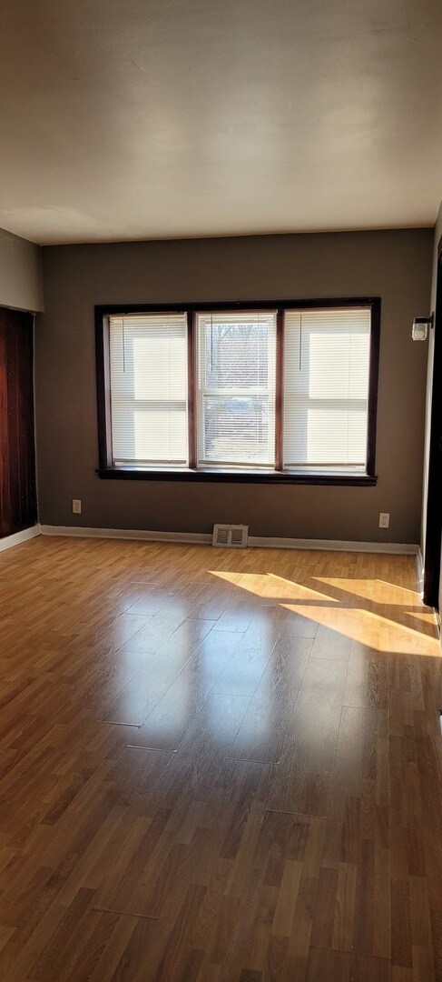 Foto del edificio - 8559 S Buffalo Ave