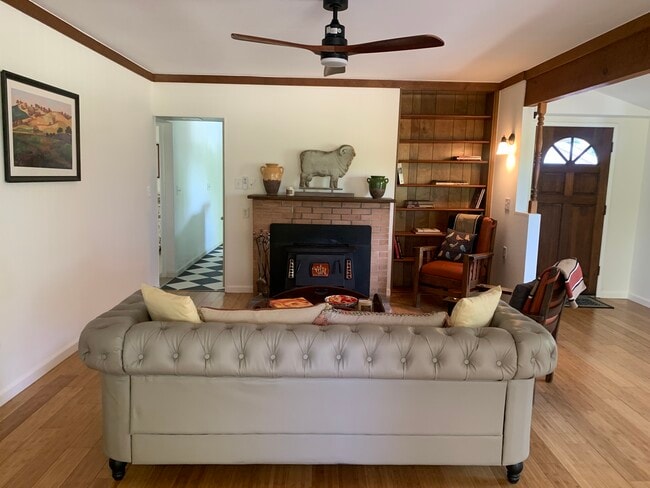 Building Photo - 9080 Santa Lucia Rd