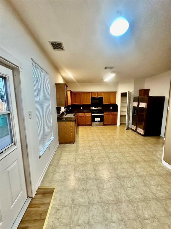 Building Photo - 21502 Trilby Way