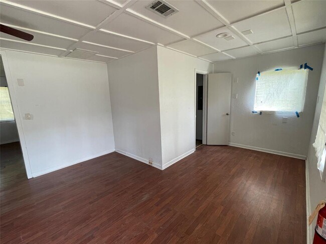 Foto del edificio - 10685 FM 1484 Rd