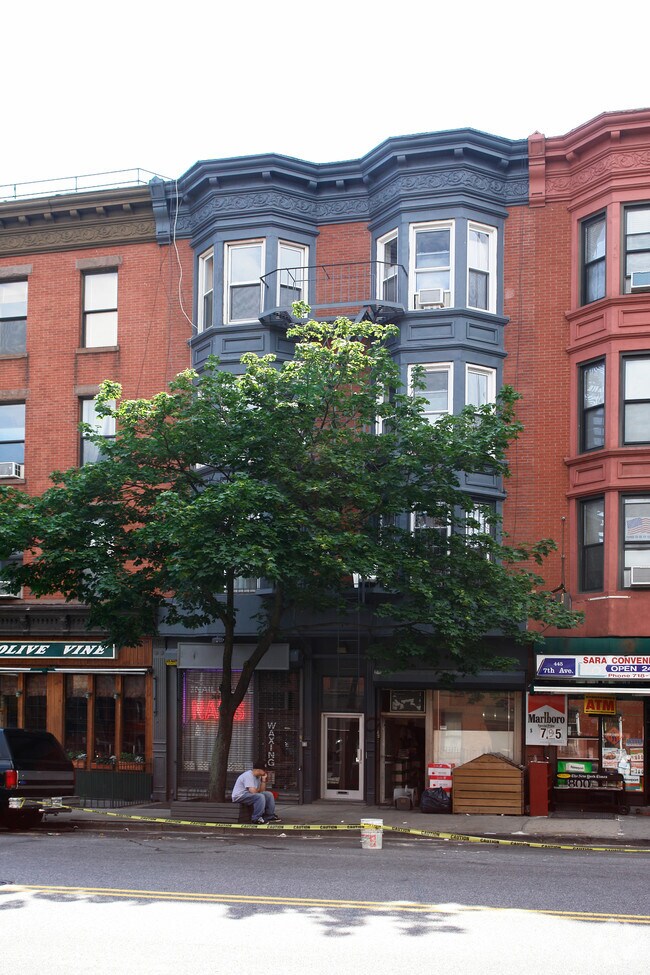 Foto del edificio - 443 7th Ave