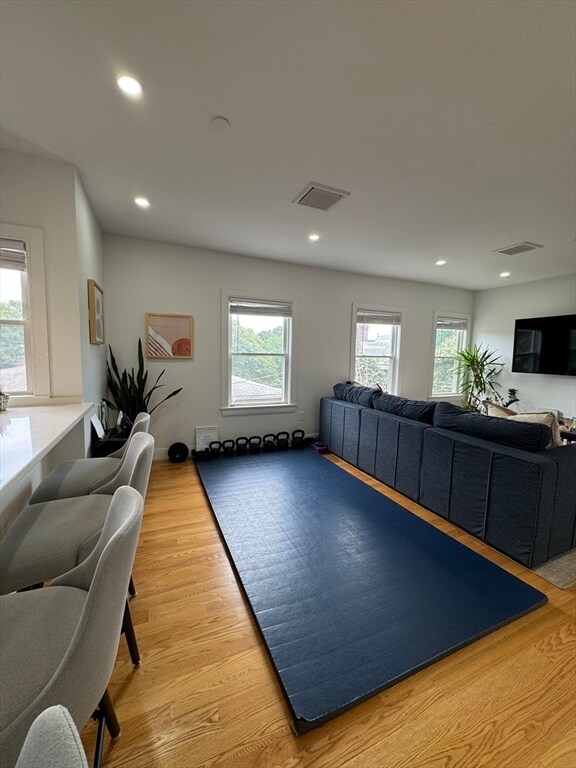 Building Photo - 34 Buswell Park