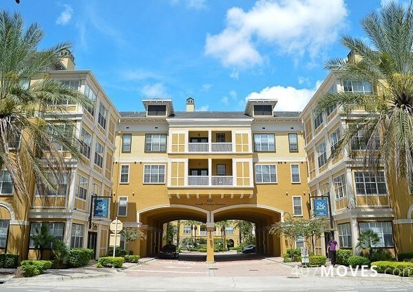 Foto principal - 860 N Orange Ave