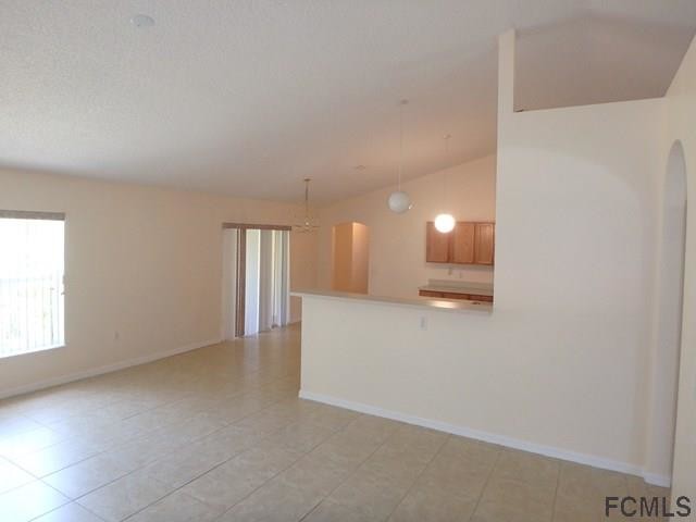 Building Photo - 46 Londonderry Dr