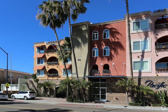 Building Photo - Pacific Shores Apartments