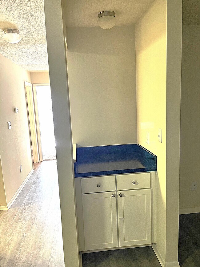 Foto del edificio - 4102 Loston Ct