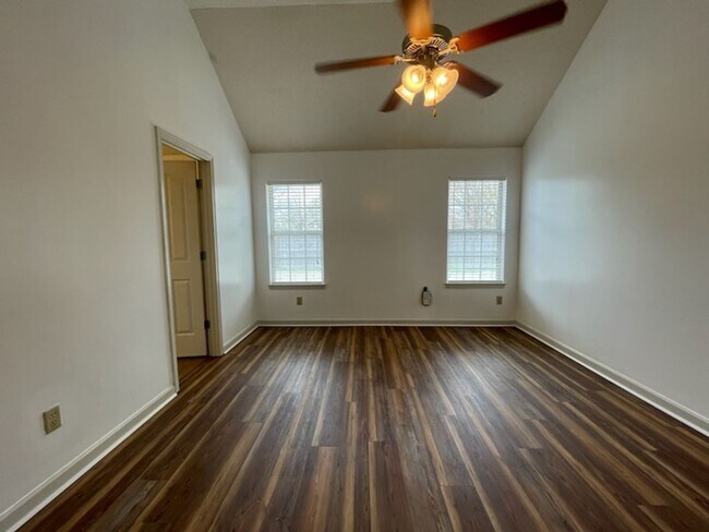 Building Photo - Ravenwood Subdivision, Horn Lake schools!