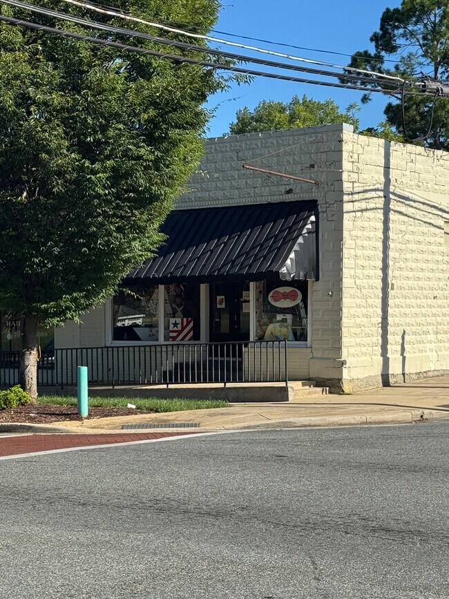 Foto del edificio - 102 W Virginia Ave