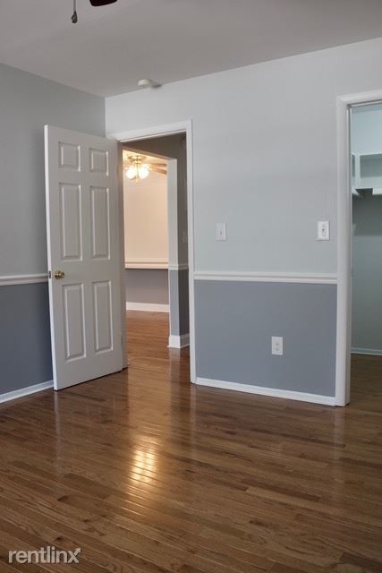 Building Photo - 1 br, 1 bath Apartment - 121 Perrin St Perrin