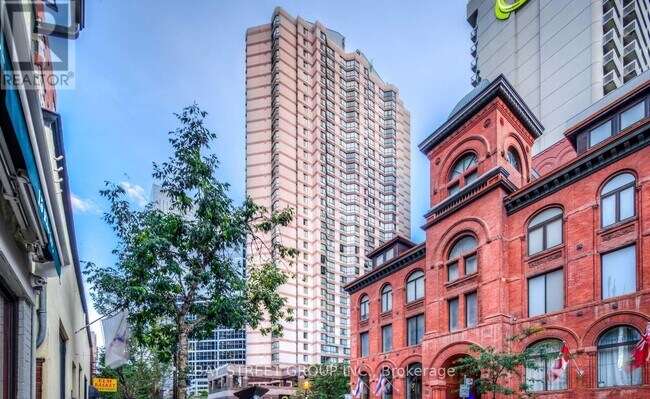 Building Photo - 38 Elm St