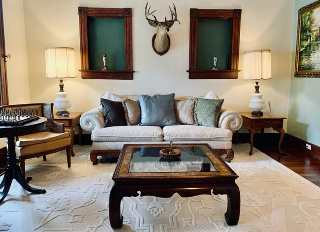 Foto del edificio - 789 Holmes St NW