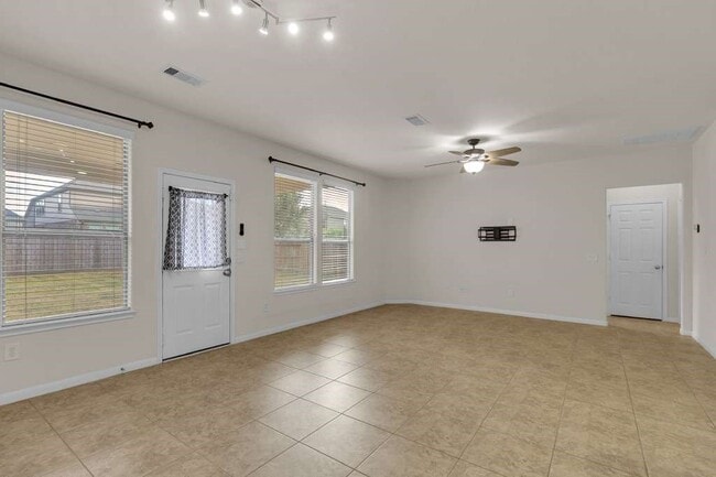 Building Photo - 19239 Midnight Glen Dr