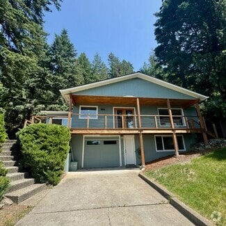 Building Photo - 5833 E Yellowstone Trail
