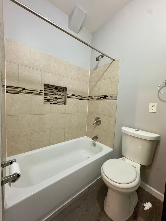 Foto del edificio - Apartment Units in Barclay, Baltimore, MD!