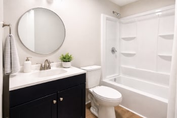 Building Photo - The Deese | $112/Week (First 4 Weeks Limited Promo!) Move-In Ready Room Rental – No Deposit, Quic...