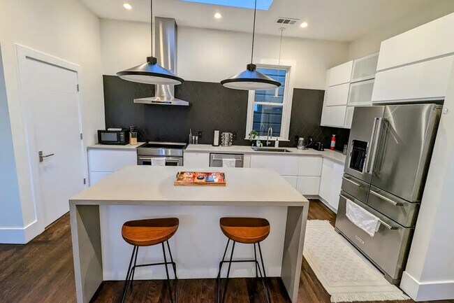Kitchen - 2309 Filbert St