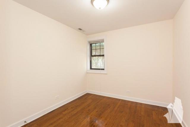 Foto del edificio - 2 bedroom in Chicago IL 60640