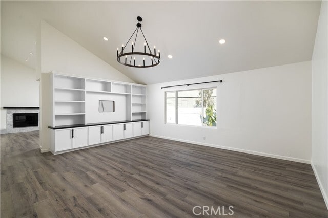 Foto del edificio - 24871 Overland Dr