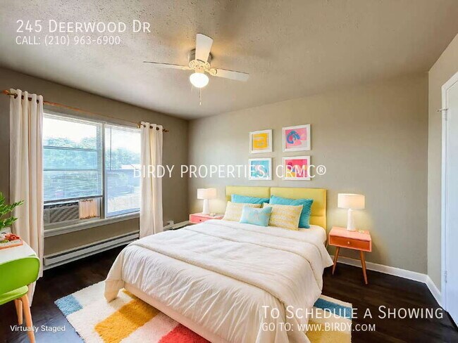 Foto del edificio - 245 Deerwood Dr