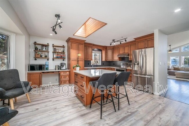 Building Photo - 3138 Shetler Dr