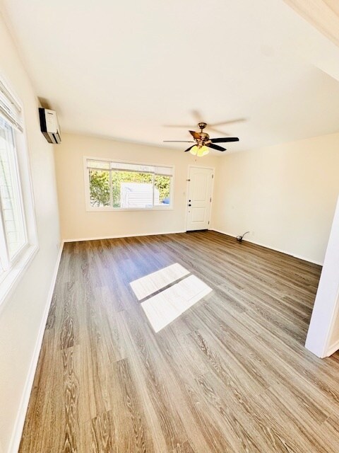 Foto del edificio - 12271 Lemon Crest Dr