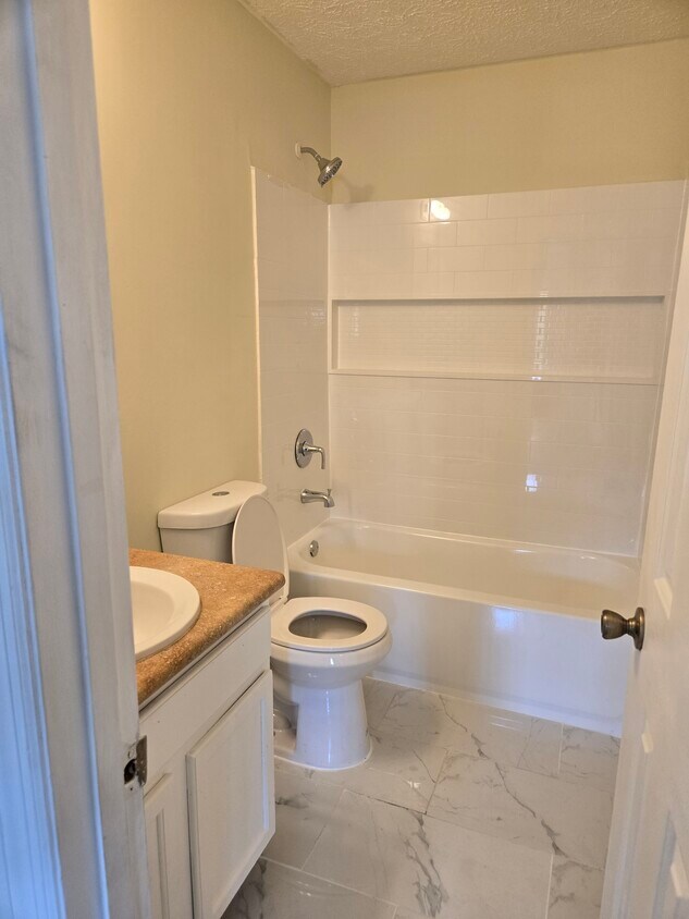Building Photo - 4012TR