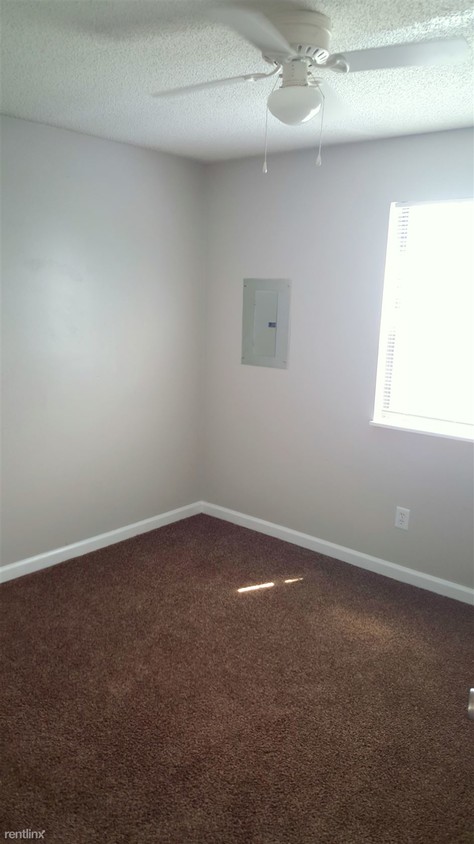 Building Photo - 1510 Diuguid Dr