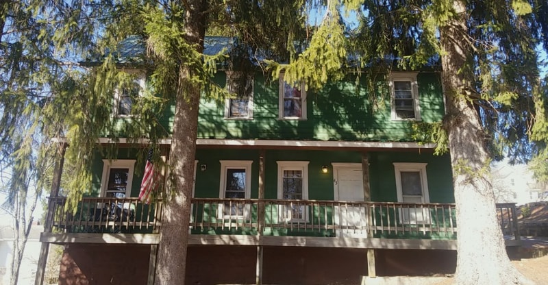 43 1st St, Thomas, WV 26292 - Room for Rent in Thomas, WV | Apartments.com