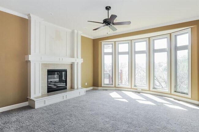Foto del edificio - 8156 Bittersweet Dr, Lenexa, KS, 66220