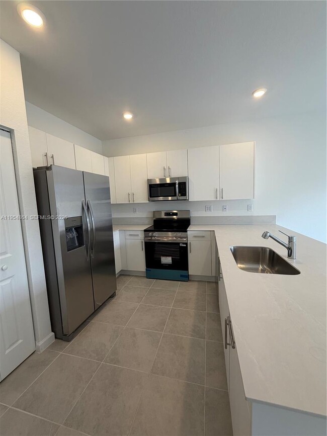 Building Photo - 268490 SW 121st Ave