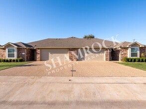 Building Photo - 5605 Foxborough Dr