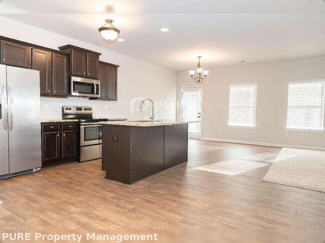 Building Photo - 757 Galveston Way