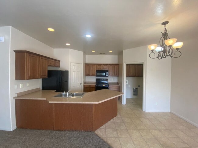 Building Photo - 154 S 1250 W