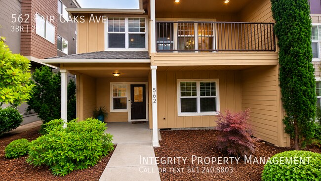 Foto del edificio - 562 Fair Oaks Ave