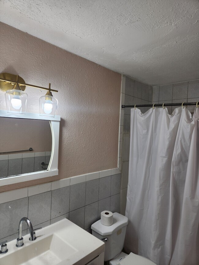 Foto del edificio - 2641 NW 20th St