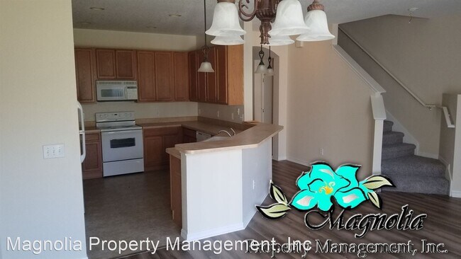 Building Photo - 3 br, 2.5 bath House - 504 Penny Royal Place