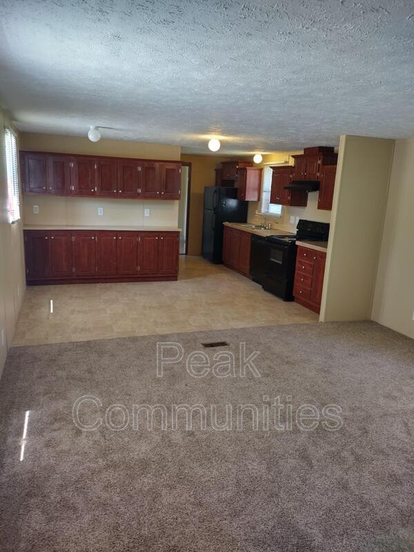 7280 Chinook Cir, Indianapolis, IN 46219 House Rental in Indianapolis