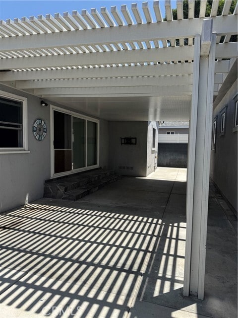 Building Photo - 10622 Artcraft Ave
