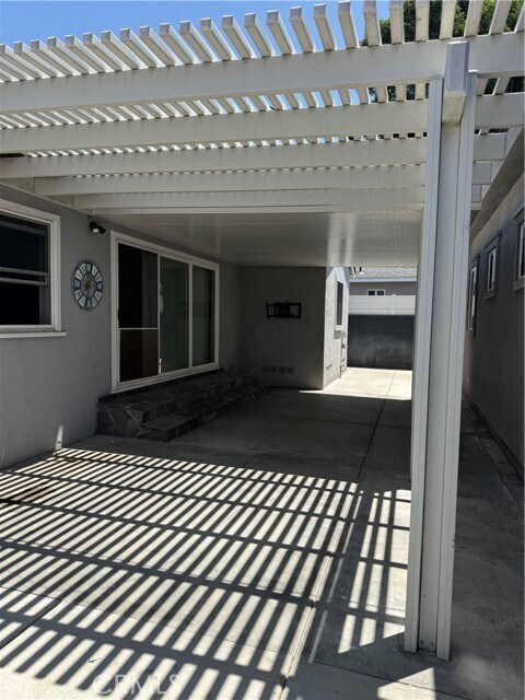 Foto del edificio - 10622 Artcraft Ave