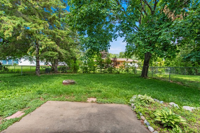 Building Photo - 2682 Lavender Ln
