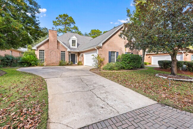 Foto del edificio - 4451 Turnberry Pl