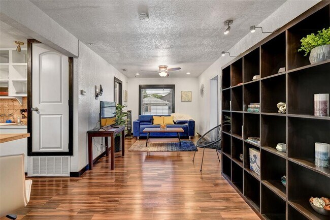 Building Photo - 2800 Forest Park Blvd