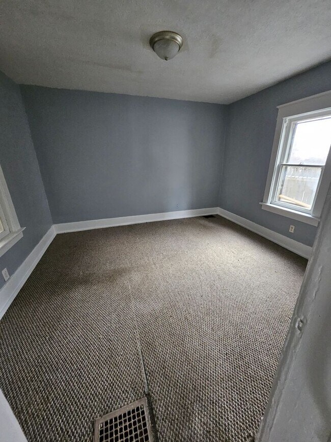 Foto del edificio - One bedroom unit on West Side